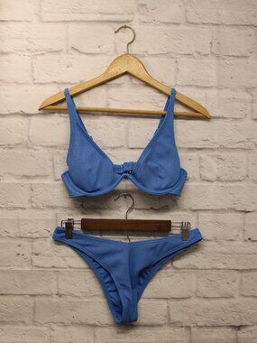 Damsel Medium/Large Bright Blue Underwire Bikini Summer Travel  Beach Pool